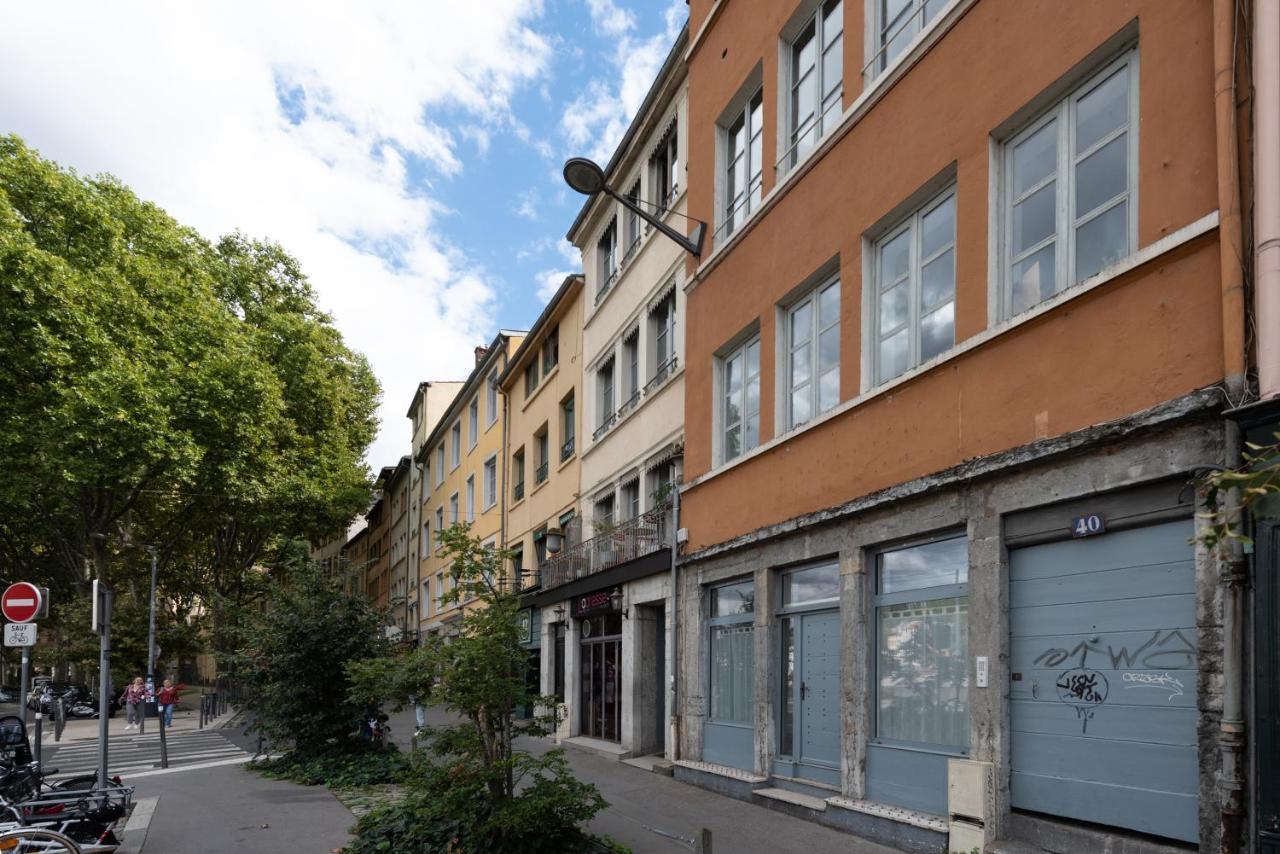 Le Loft Ethnic - Avec Jolie Vue Sur La Saone Apartment Lyon Luaran gambar