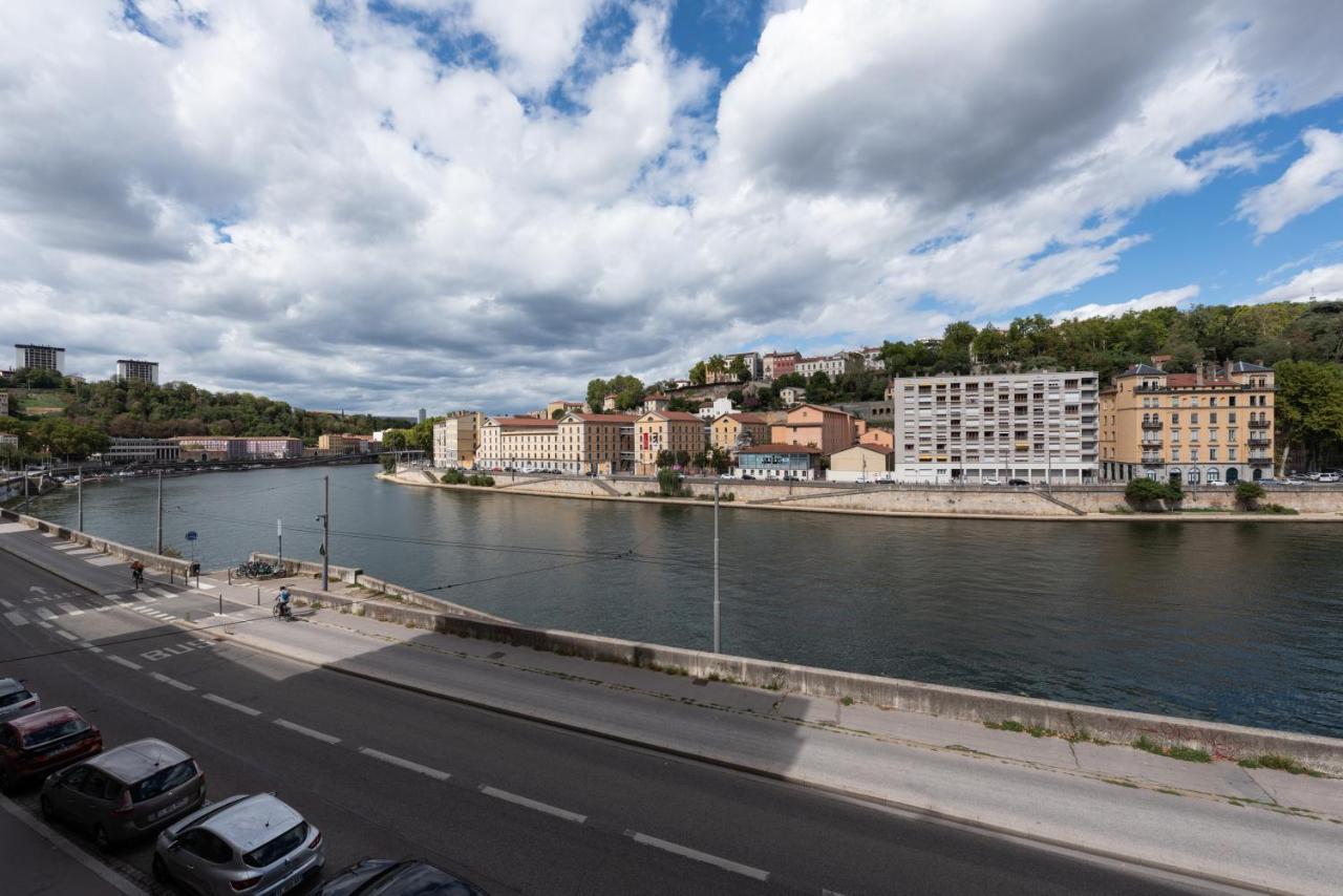 Le Loft Ethnic - Avec Jolie Vue Sur La Saone Apartment Lyon Luaran gambar