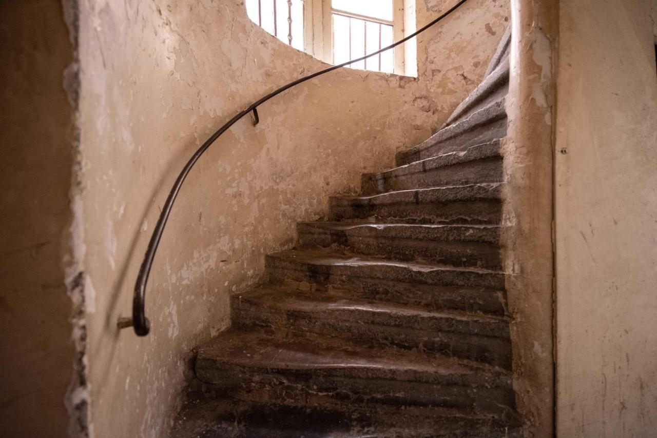 Le Loft Ethnic - Avec Jolie Vue Sur La Saone Apartment Lyon Luaran gambar